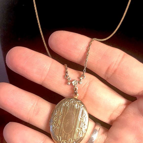 1928 Jewelry - 5 for $25 Sale! VTG 1928 Golden Locket Necklace